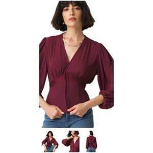 White House Black Market  Blouse Size 8 NWT